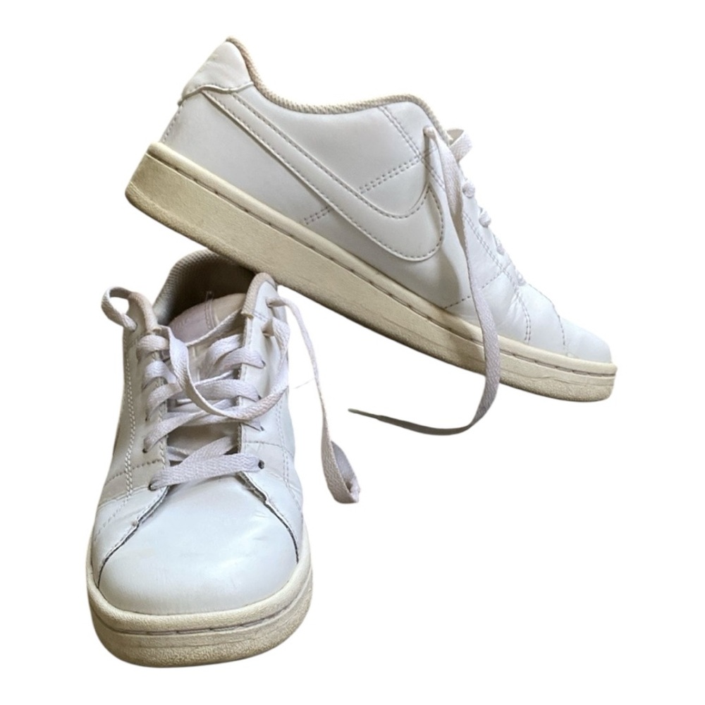 Nike White Classic Low-Top Sneakers